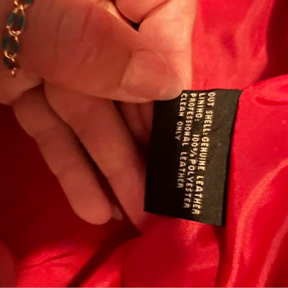 Vintage red leather fringe jacket - Picture 3 of 5